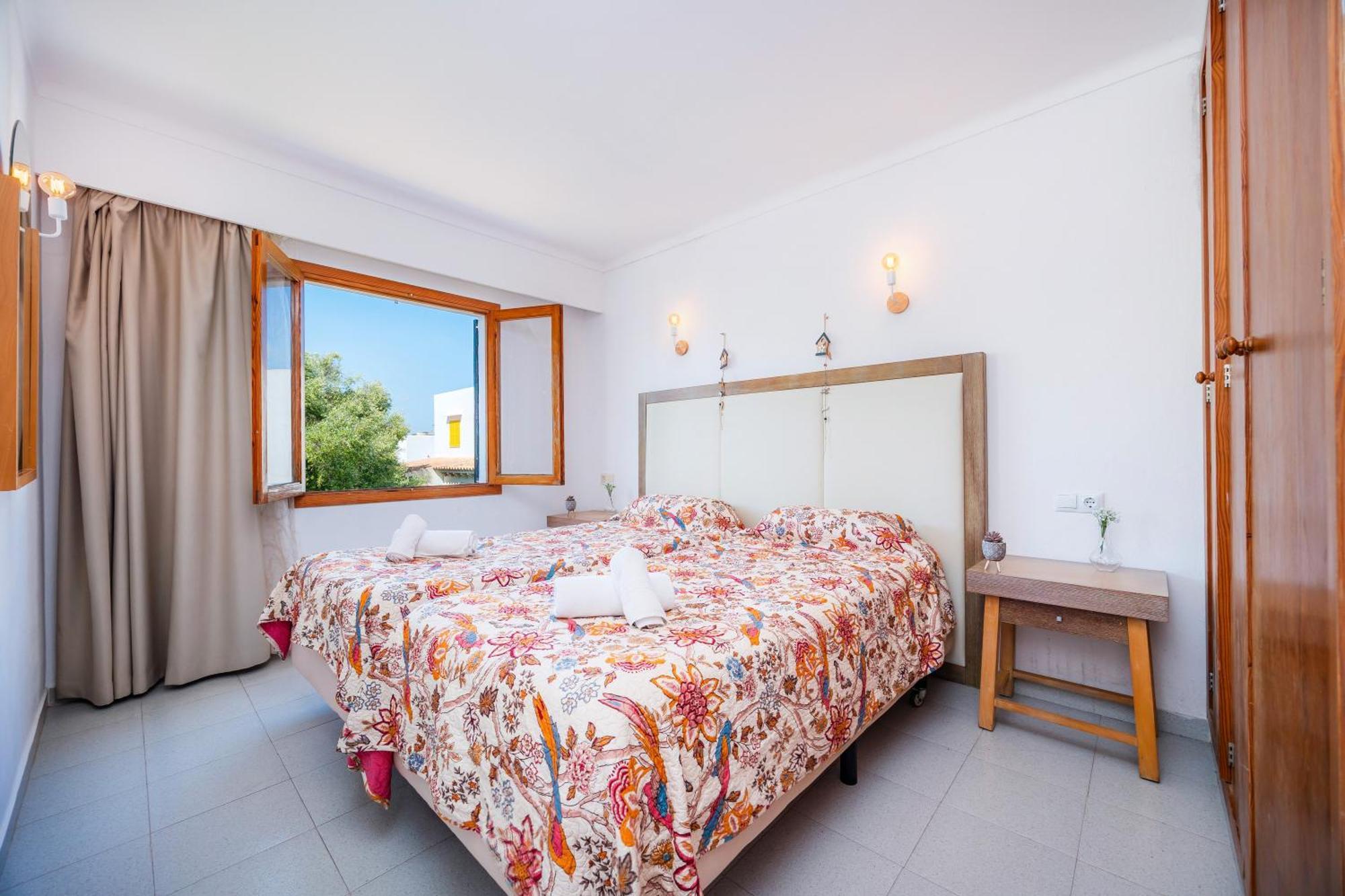 Felipe 2-5 Apartment