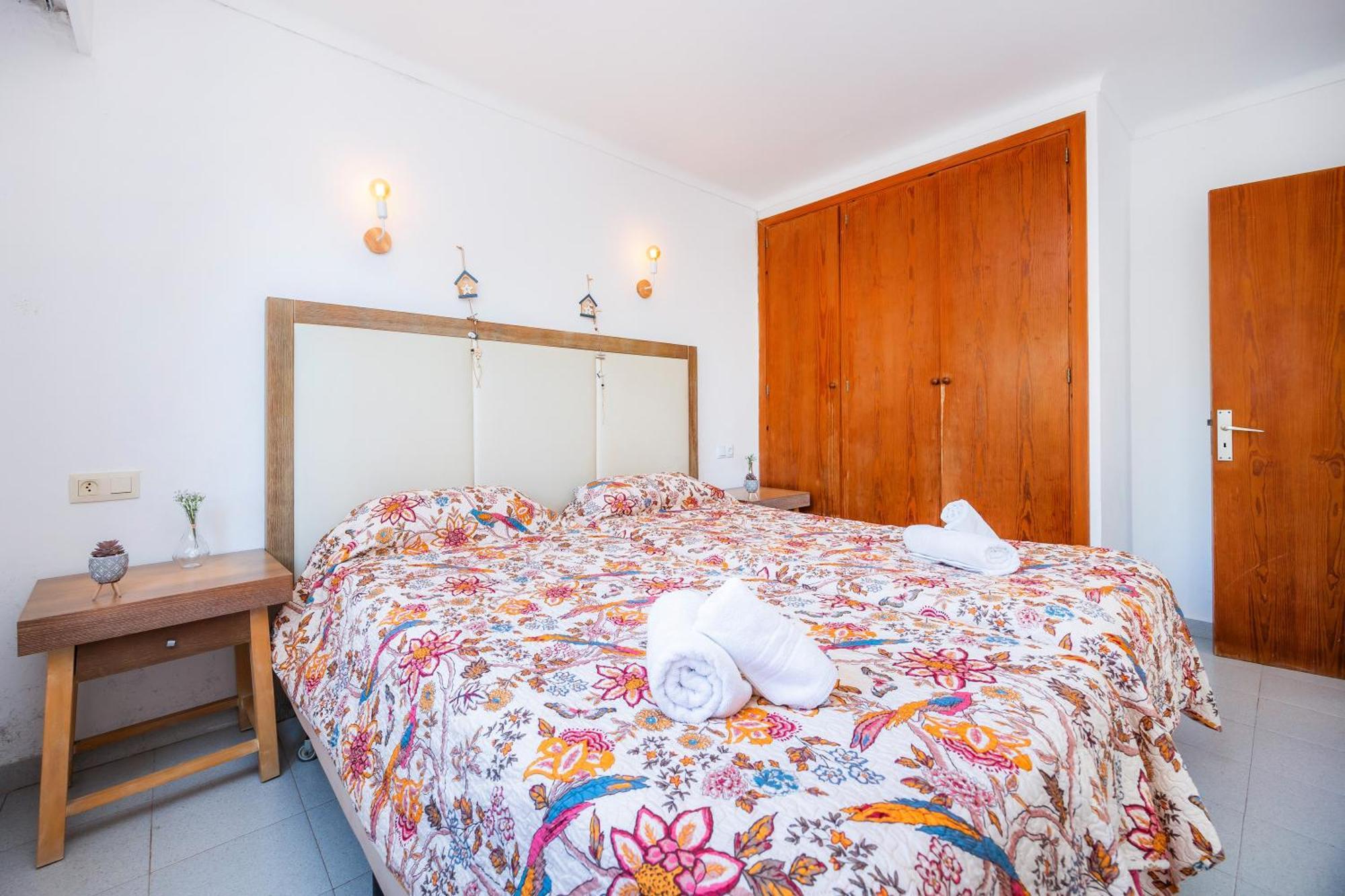 Felipe 2-5 Apartment *